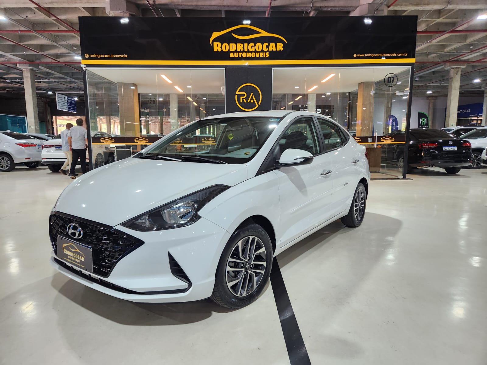 HYUNDAI
